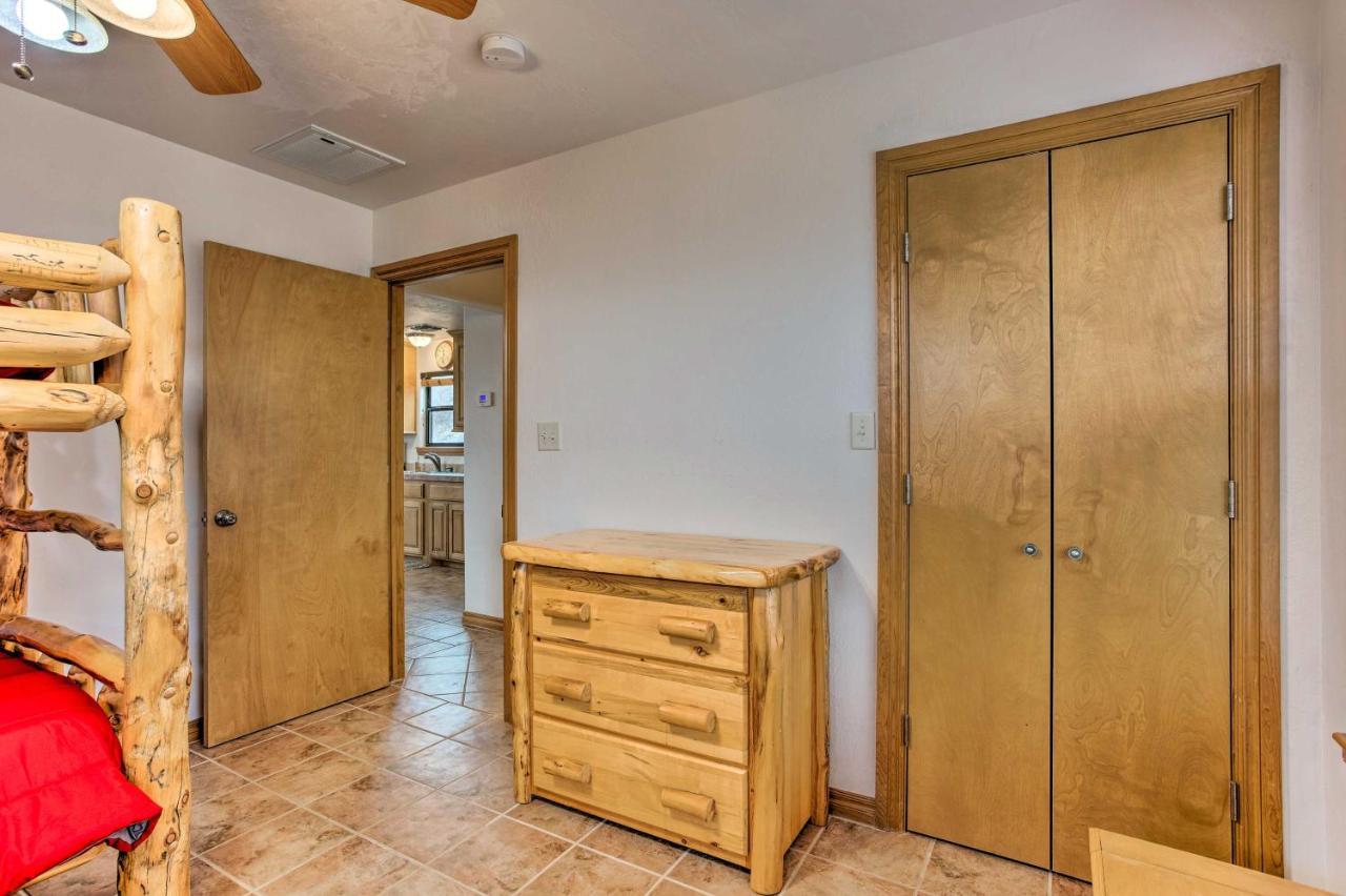 Medicine Park Cabin Rental With Mountain View エクステリア 写真